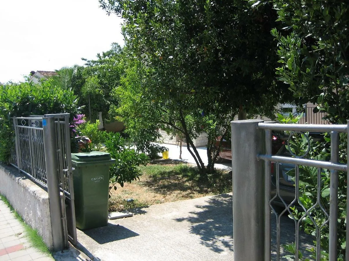 Tihi Apartman Ζαντάρ Κροατία